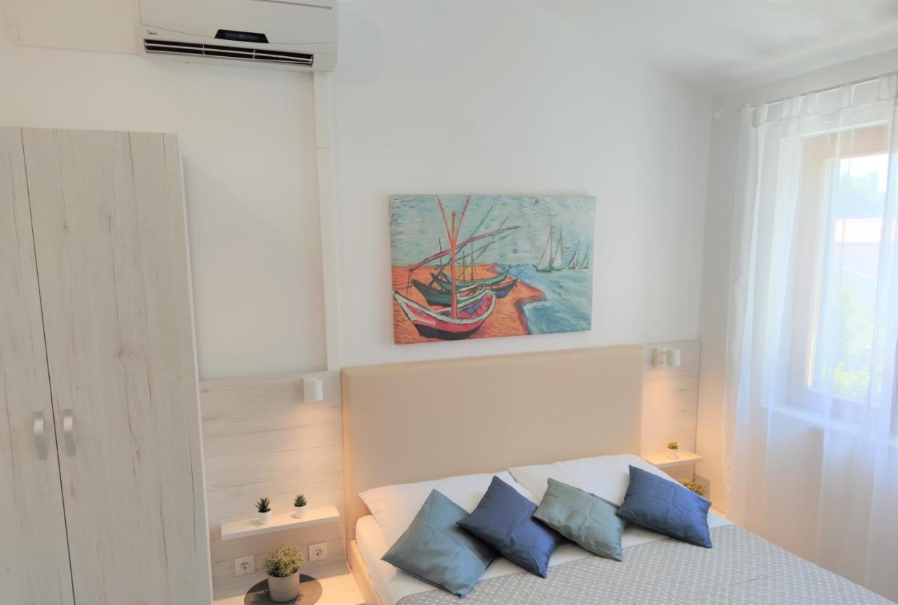 Apartments Riba Vis Kamer foto